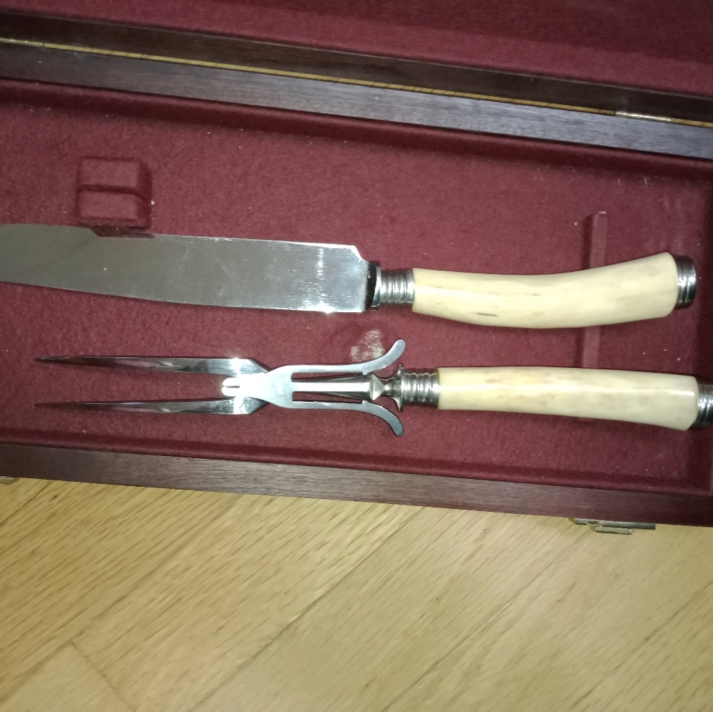 Neiman Marcus carving knife set